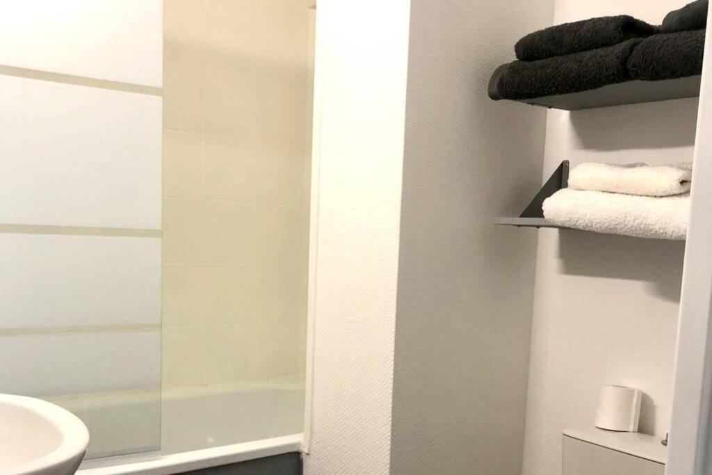 Appartamento Loft Sous Les Toits Lumineux - Capitole-Daurade-Esquirol - Wifi Tolosa Esterno foto